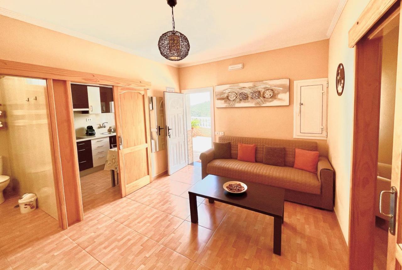 Casa Rosalia. Apartamento Con Vistas A La Montana Teror Zewnętrze zdjęcie